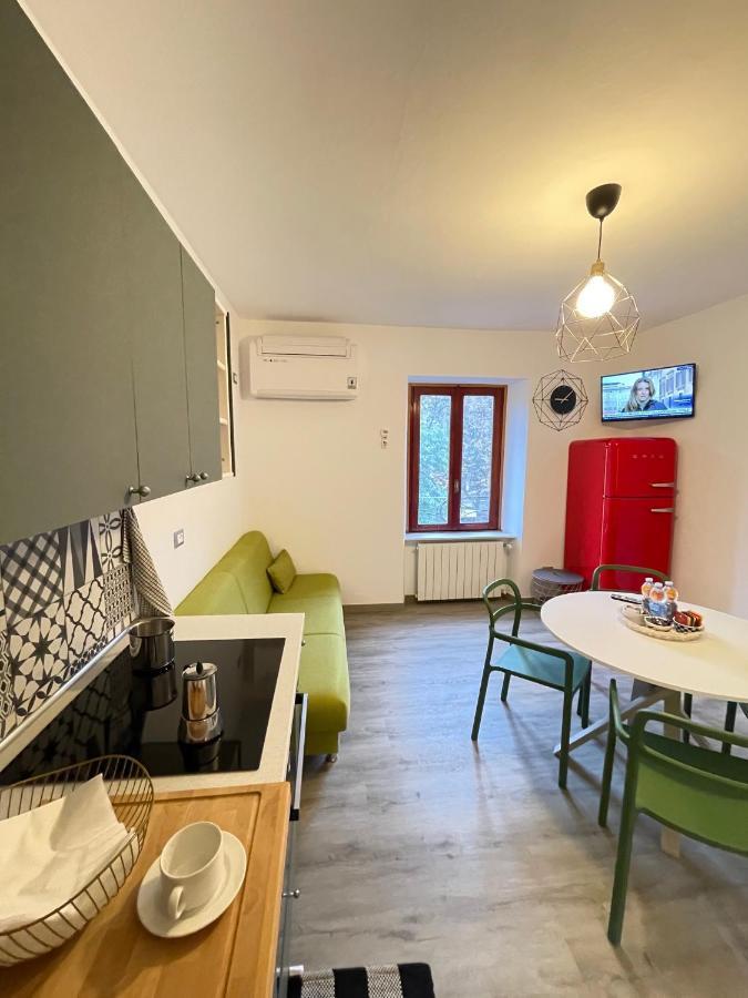 Smart Gold Apartment Luxury Central Bergamo Bagian luar foto