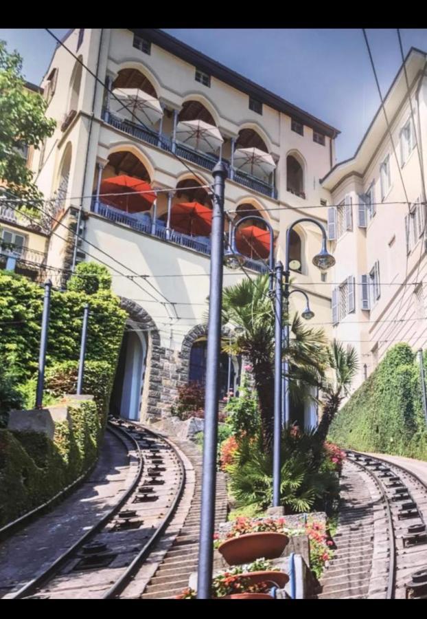 Smart Gold Apartment Luxury Central Bergamo Bagian luar foto