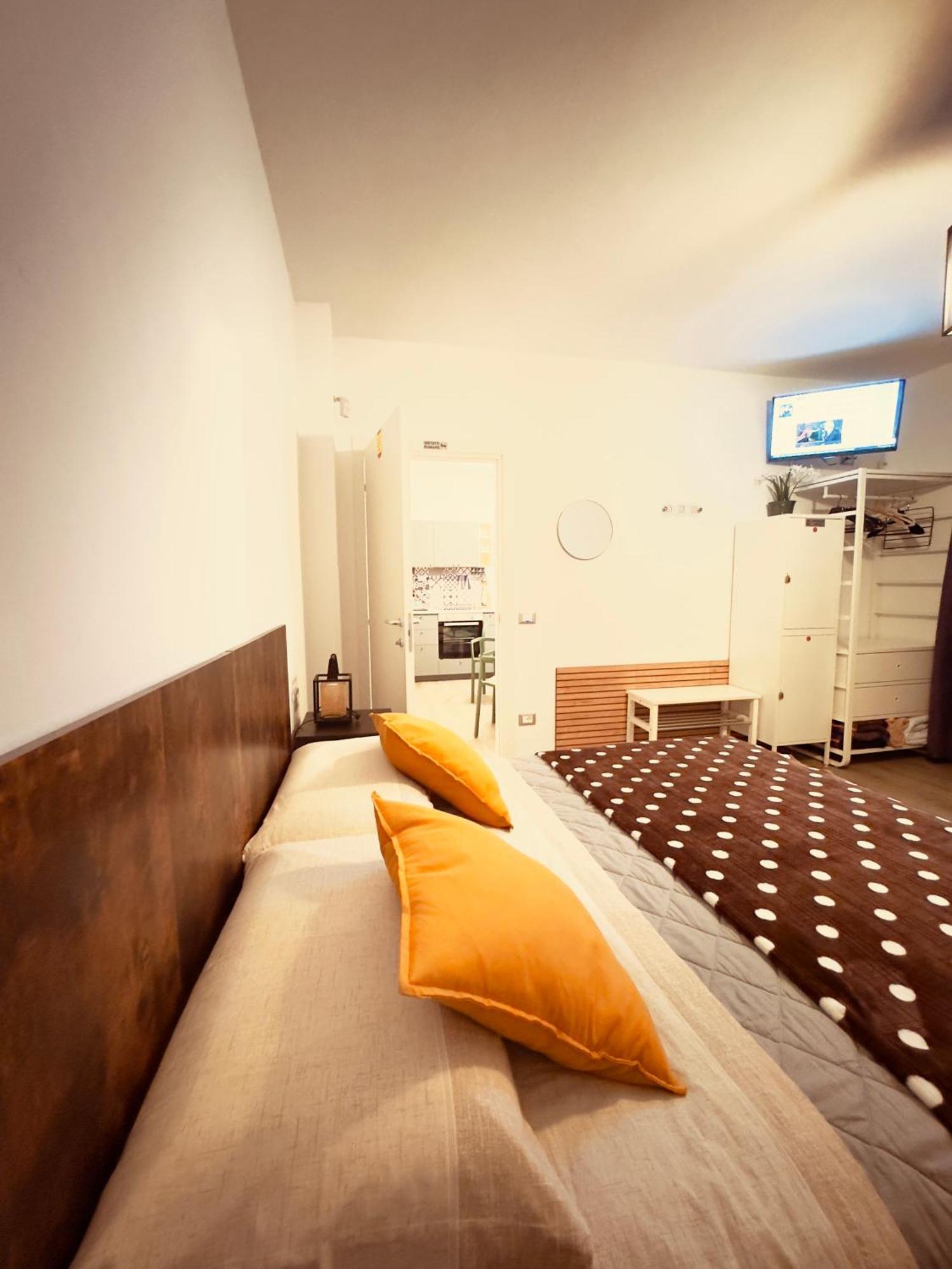 Smart Gold Apartment Luxury Central Bergamo Bagian luar foto